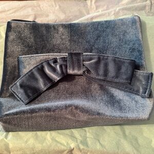 Blue Bow Velvet Makeup Bag